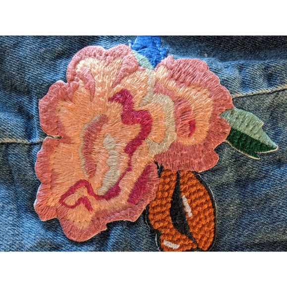 NWOT ZARA Trafaluc Denimwear Floral Embroidered Patch Slit Jeans Size 4 - Picture 8 of 16